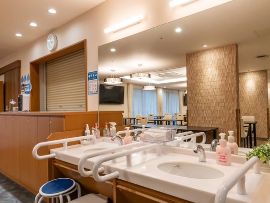 ゆったりとした食堂