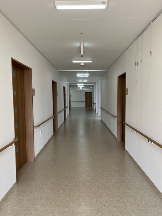 整った綺麗な廊下