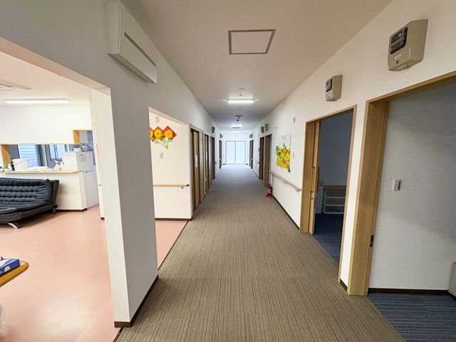 奥へ続く廊下