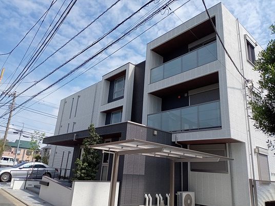 魅力的な建物外観