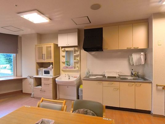 キッチン設備の整った空間