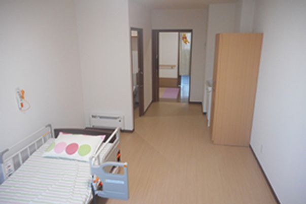 居室の広々とした空間