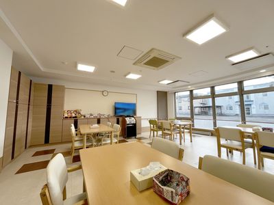 明るく広々とした共有スペース