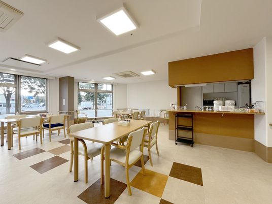 広々としたラウンジ