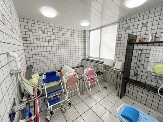 清潔で機能的な浴室