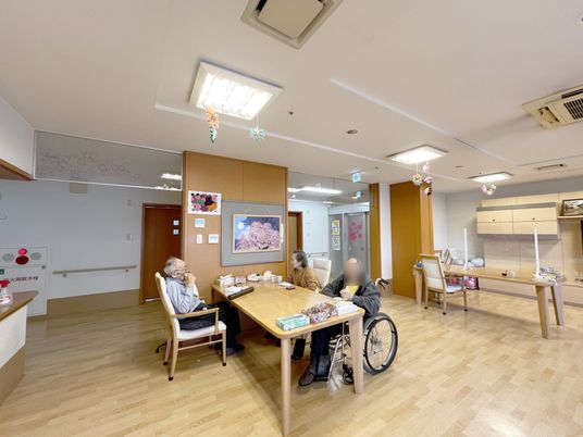 明るい共用スペース