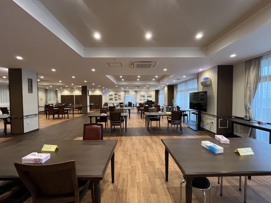 広々とした食堂