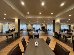広々としたラウンジ