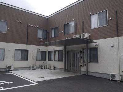 ゆったりとした施設外観