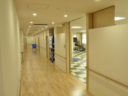 清潔感ある廊下