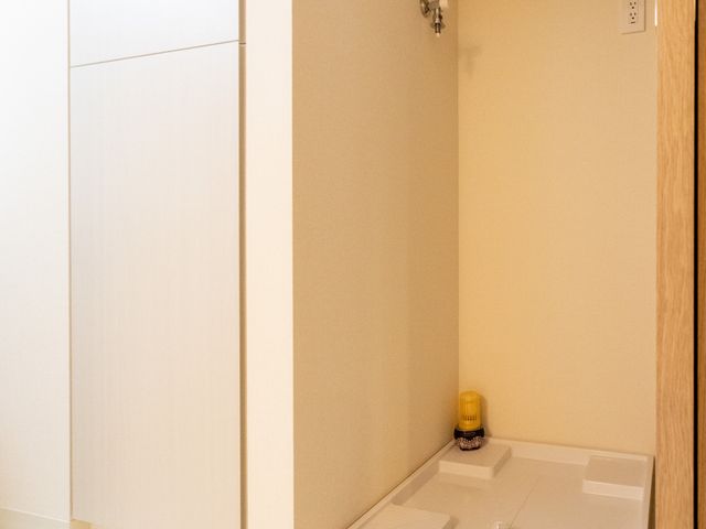 居心地の良い洗面台 洗面台 シンプルで清潔感のある洗面スペースです。日々の身だしなみに便利でしょう。