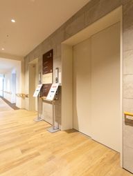 エレベーター前のスペース