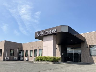 落ち着いた雰囲気の外観