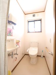 手すり付きトイレ空間