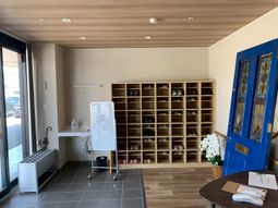 靴箱のあるエントランス