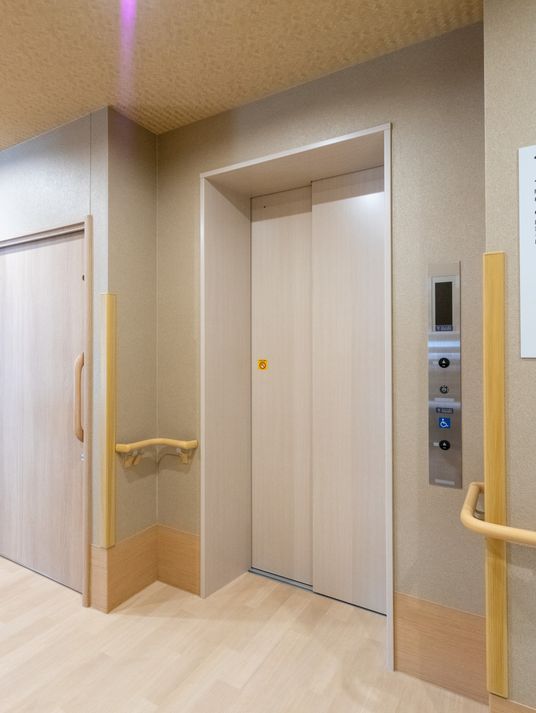 ケア施設のエレベーター