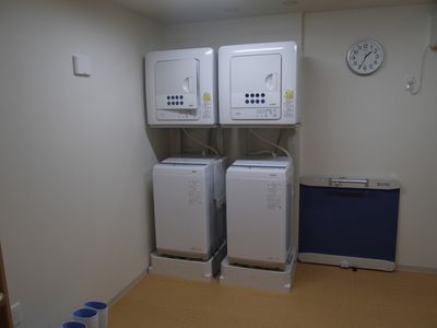 洗濯機と乾燥機のある空間