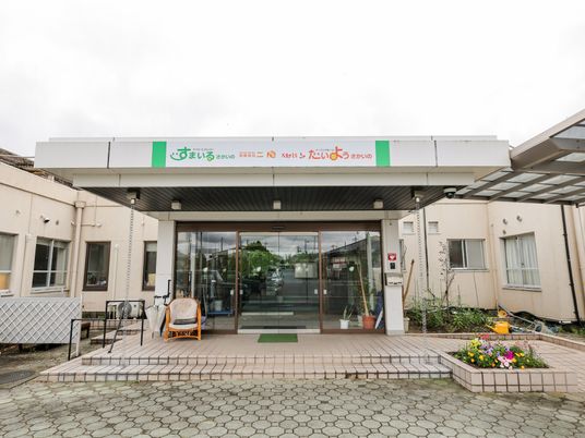 建物入口