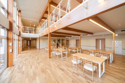 広いダイニングの施設