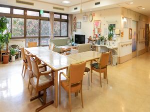 明るい共有食堂  
