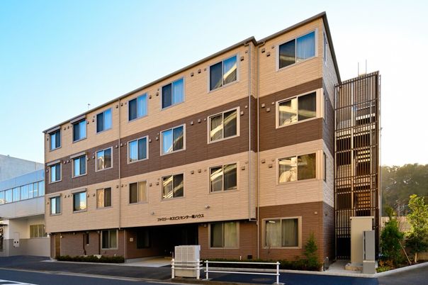 職員の活躍する施設外観
