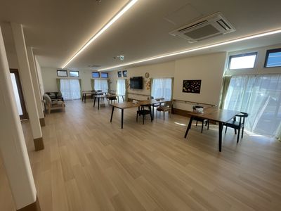 広々とした空間のダイニングルーム