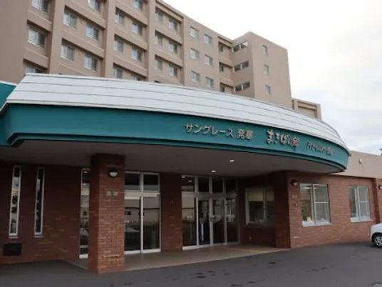 施設正面玄関  