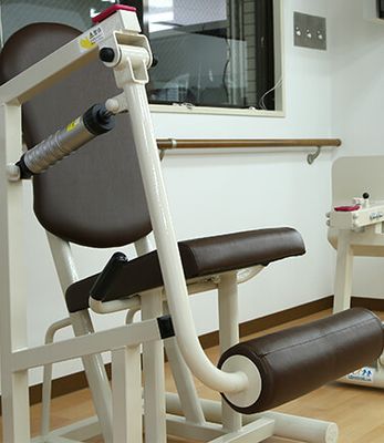 トレーニング機器のある部屋