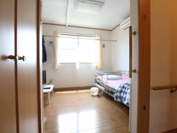居室のドアから見える景色