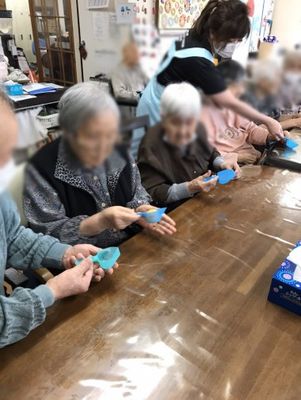 交流活動が行われるリビング