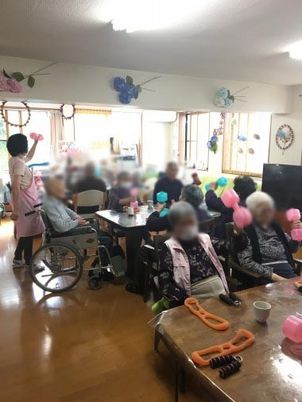 和やかな交流の場