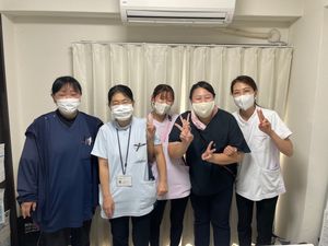 スタッフが集う室内