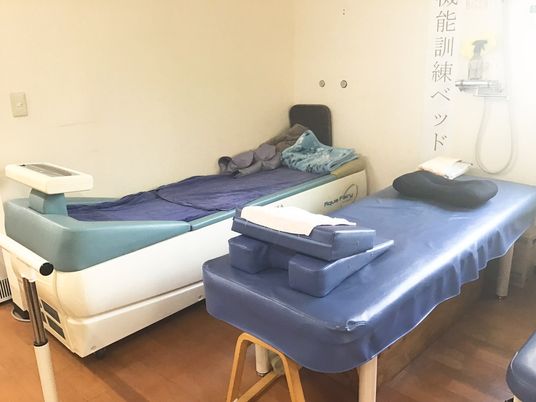 機能訓練用ベッド室  