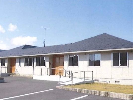 暖かい雰囲気の居室提供