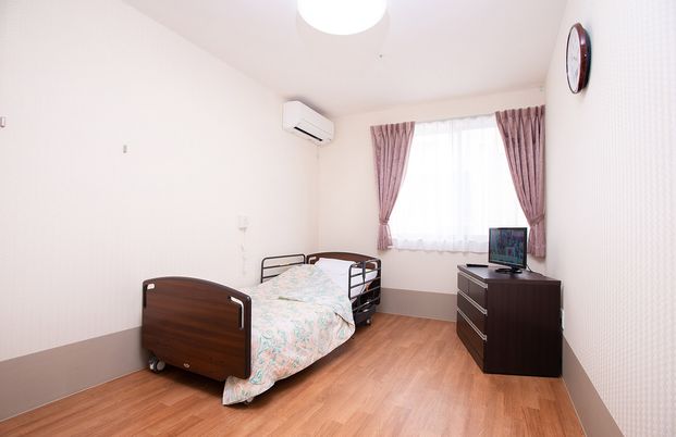 ベッドのある居室