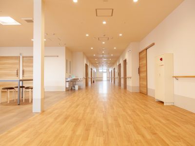 広々とした廊下