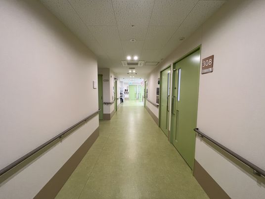 長い廊下