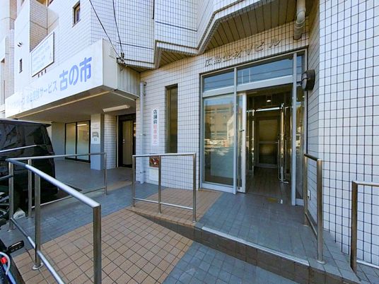 入り口のエントランス
