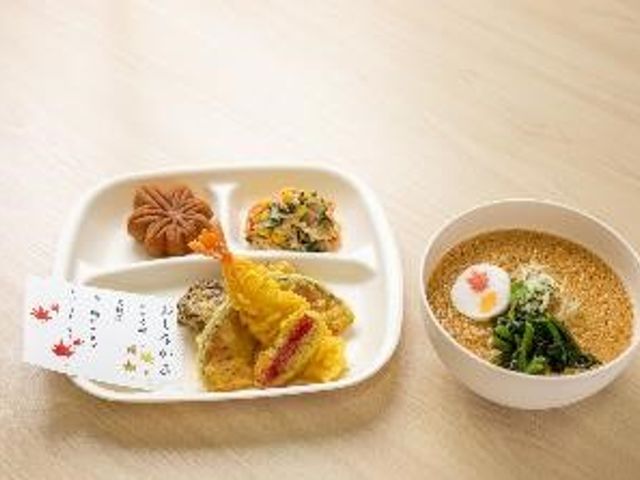 お食事