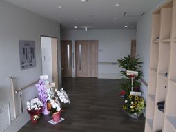 広々とした廊下