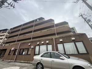 穏やかな施設の外観