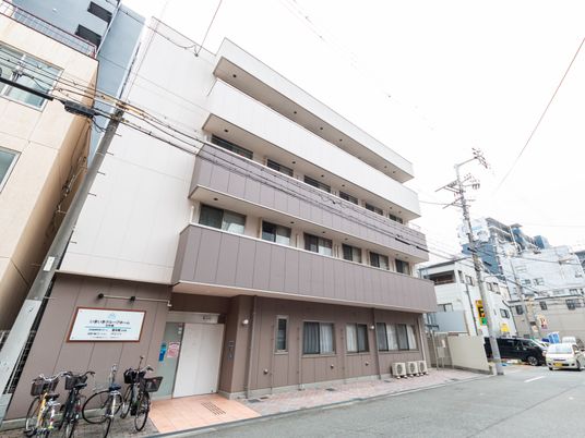 広々としたエントランス