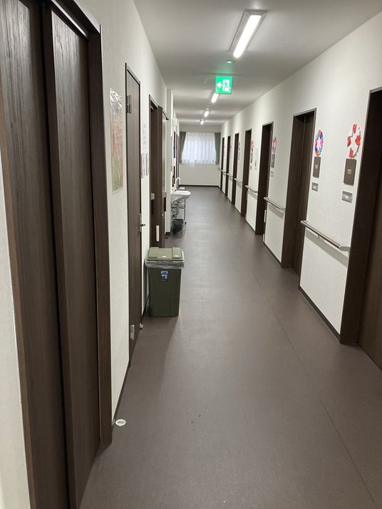 清潔な廊下