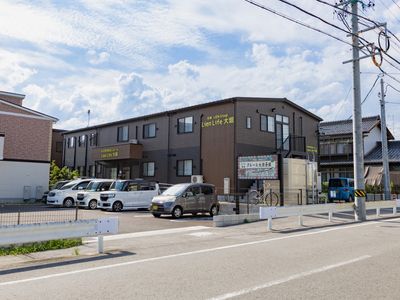 快適な空間提供する施設外観