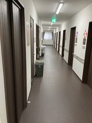 明るい廊下の様子
