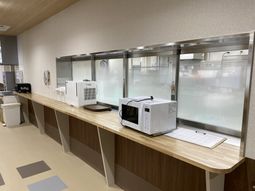 電子レンジのあるキッチン