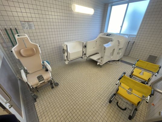 介助機能付き浴室