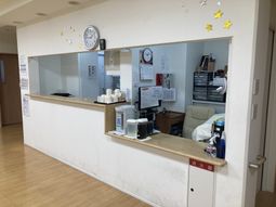 受付カウンター