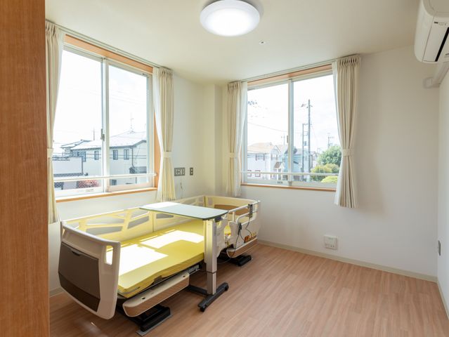 明るい居室の設備
