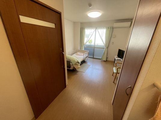 自然光が入る居室